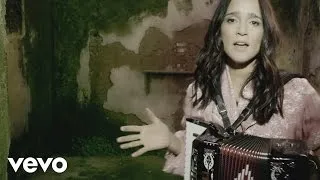 Julieta Venegas - Ese Camino (Official Video)