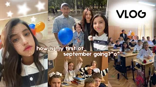 МОЙ ПЕРВЫЙ ДЕНЬ В ШКОЛЕ 📚// ВЛОГ 1 СЕНТЯБРЯ✨🖇// MY FIRST DAY AT SCHOOL🏫// , 1 SEPTEMBER📍