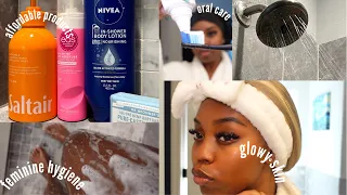 MORNING SHOWER & HYGIENE ROUTINE: Glowy Skin, Must Have Feminine Products, How To Smell Good & more