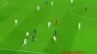 Neymar rainbow flick vs Manchester City