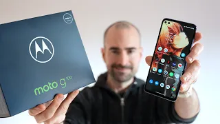 Motorola Moto G100 | Unboxing, Tour & Docking!