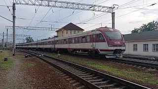 Электричка ЭПЛ9Т №015, отъезжает от станции "Полтава-Южная", в городе Полтава!