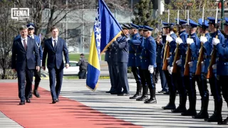 Cerara uz vojne počasti dočekao predsjedavajući VMBiH Denis Zvizdić