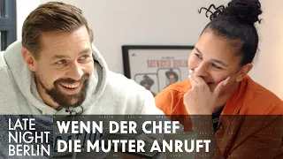 Klaas erfährt peinliche Kindheits-Story von Mitarbeiterin | Late Night Berlin