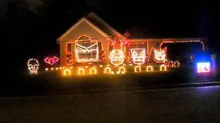 Stern Family Halloween Light Show 2011 - This Is Halloween