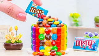 Rainbow Buttercream Cake Ideas 🌈 Sweet Miniature Rainbow KitKat Cake With M&M Candy 🍭