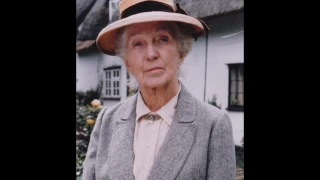 Joan Hickson Miss Marple   A Caribbean Mystery