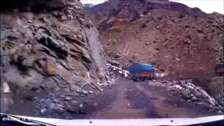 Most Thrilling Manali Leh Highway Journey|| Most dangerous roads in the world Keylong to Sarchu