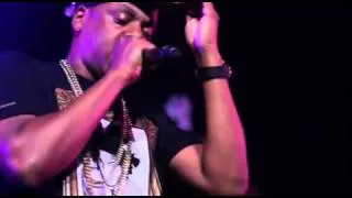 Exclusive LOUD Tour Video Rihanna and Jay-Z - Run This Town Live.mpg