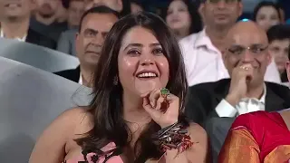 Ali Asgar Aka🤣DadiBharti Singh & Manish Paul Best Comedy In Awards With Ekta Kapoor & Varun Dhavan..