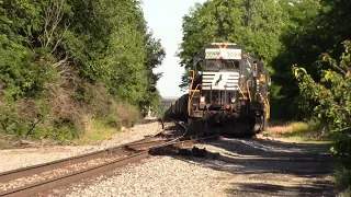 NS D93 (NS 3099, NS 5054) Switching at the West Switch to the Altamont Pass in Lafayette, Indiana