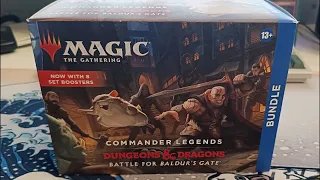 Распаковка Bundle набора MTG издания Commander Legends: Battle for Baldur's Gate