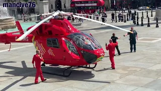 Air Ambulance London Landing at Tarfalgar Squire