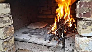 Cooking tandoori bread, hot bread, easy cooking