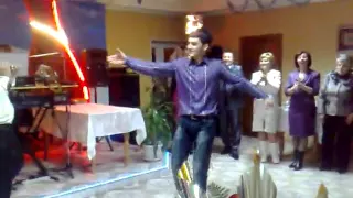 Кто сказал что русские не умеют танцевать лезгинку