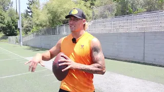 The Best Quarterback Warm-up To Do Everyday Before Practice | King Cole