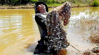 Wow!!! Real Life Cast Net Fishing 16Kg In River At The Countryside (Episode 1)