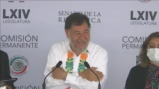 Conferencia del Grupo Parlamentario del PT, encabezada por el legislador Fernández Noroña