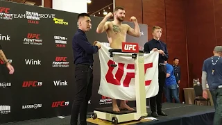 Хабиб помогает Исламу, Оверим тяжелее Олейника - взвешивания на UFC // UFC SPb Weigh-In