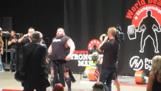 Eddie Hall Deadlifts 500kg, sets world record of half a ton, World Deadlift Championships 2016