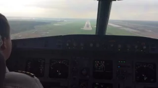 A-319 landing in UUDD airport