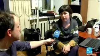 Ukraine: France24's reporter Gulliver Cragg meets with Euro Maidan protesters far from violence