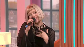 AURORA - Cure For Me Acoustic live (Sunday Brunch on Channel 4)