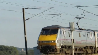 Trains at Frinkley Lane crossing 7th September 2014