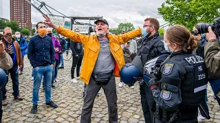 Hygieneregeln missachtet: Festnahmen bei Frankfurter Corona-Demo
