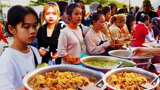 Food Rural TV, Street lunch for factory workers. Cheaper food than $ 1 for workers