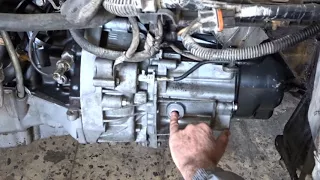 Gearbox/transmission oil change - كمية زيت علبة السرعة  رينو - La quantité d'huile de boîte Renault