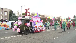 Праздничное шествие ко Дню города и района 2019 год