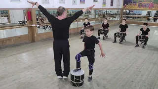 Отрывки репетиций ансамбля танца Дагестана «Ватан»
