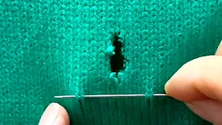 Incredible Way to Invisibly Repair Holes in Knitted Sweaters at Home Yourself