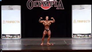 Chris Bumstead classic physique Mr Olympia posing routine 2020