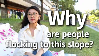 Why are people flocking to this slope in Shanghai?