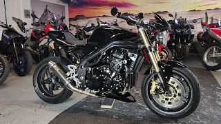 Triumph Speed Triple,Mivv Exhaust Start up, Round headlight 1050 Ohlins many more extras ,For Sale