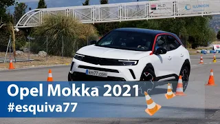 Opel Mokka 2021 - Maniobra de esquiva ( Moose test) y eslalon | km77.com