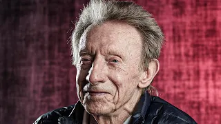 Denis Law is almost 85, How he Now Lives is Sad