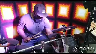 De garrafa a pior - Henrique & Julliano ( Drumcover- Douglas Silva)