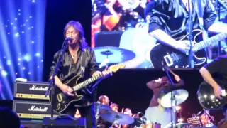 Chris Norman Band & Orchestra in Budapest - 22 April 2017 - The start "I'll Meet At Midnight"