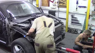 Порше Кайён, не большой ремонт. Body repair after an accident.