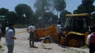 ATASCO RETRO JCB EN LA RAYA REAL 2009