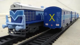 Centy Indian Passenger Model Trains | Parallel and Same Tracks Running