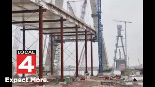 Time lapse shows year of construction at Gordie Howe International Bridge project