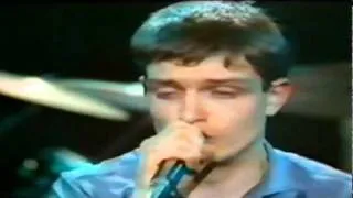 Joy Division - She's Lost Control (1979 - Live At BBC)