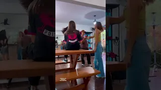 Biankinha, Mayumi, Bia, Aula de dança