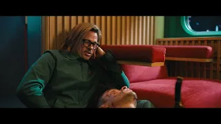 Bullet Train (2022) 1080 - Ladybug (Brad Pitt) and Wolf (Bad Bunny) fight on the Train