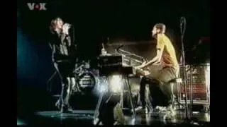 Keane - Snowed Under (Brixton Academy 2004).wmv