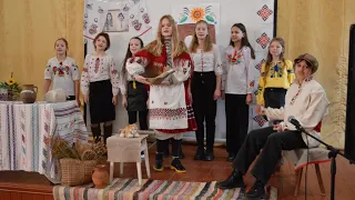 Театралізована постановка української народної пісні "Варенички"
